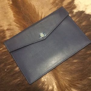 Leather Want Les Essentiels envelope
